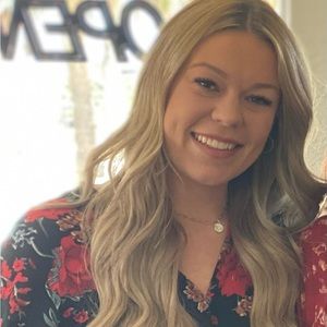 Meet your Posher, Shawna